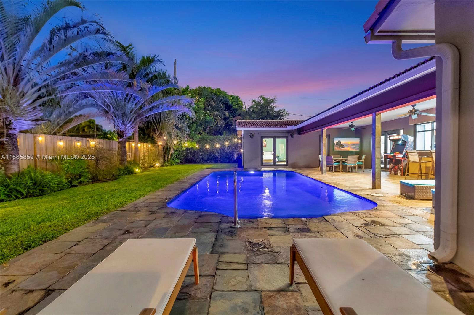CORAL RIDGE COUNTRY CLUB - Residential
