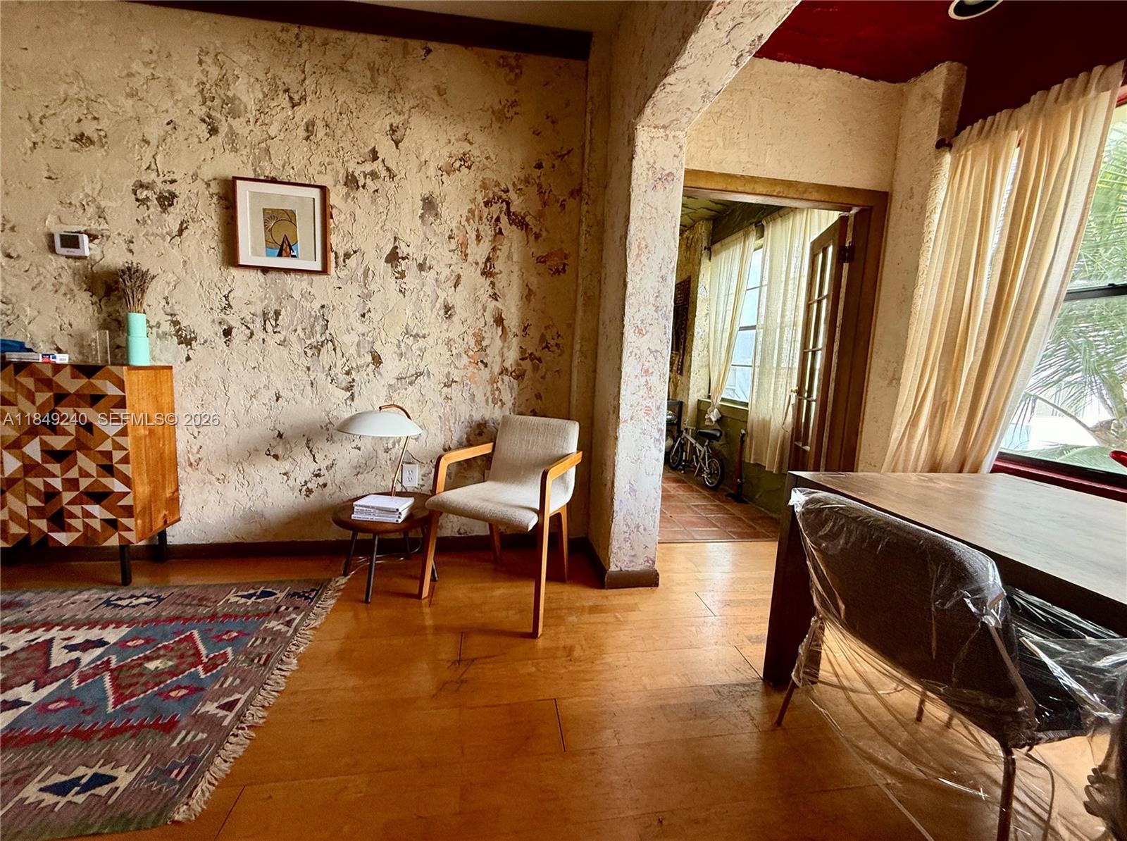 VENETIAN MANOR CONDO - Residential