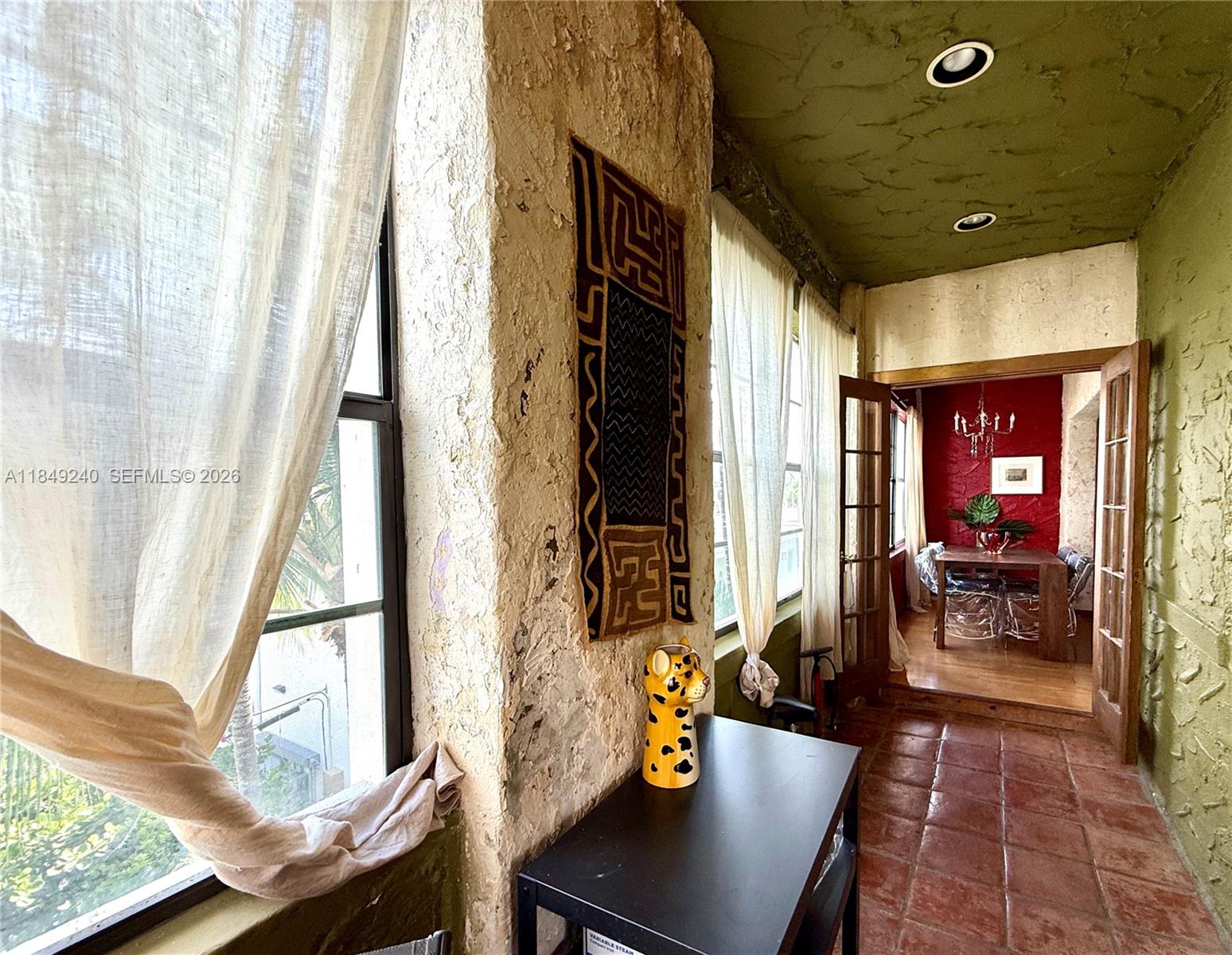 VENETIAN MANOR CONDO - Residential