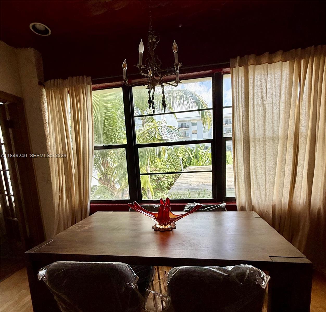 VENETIAN MANOR CONDO - Residential