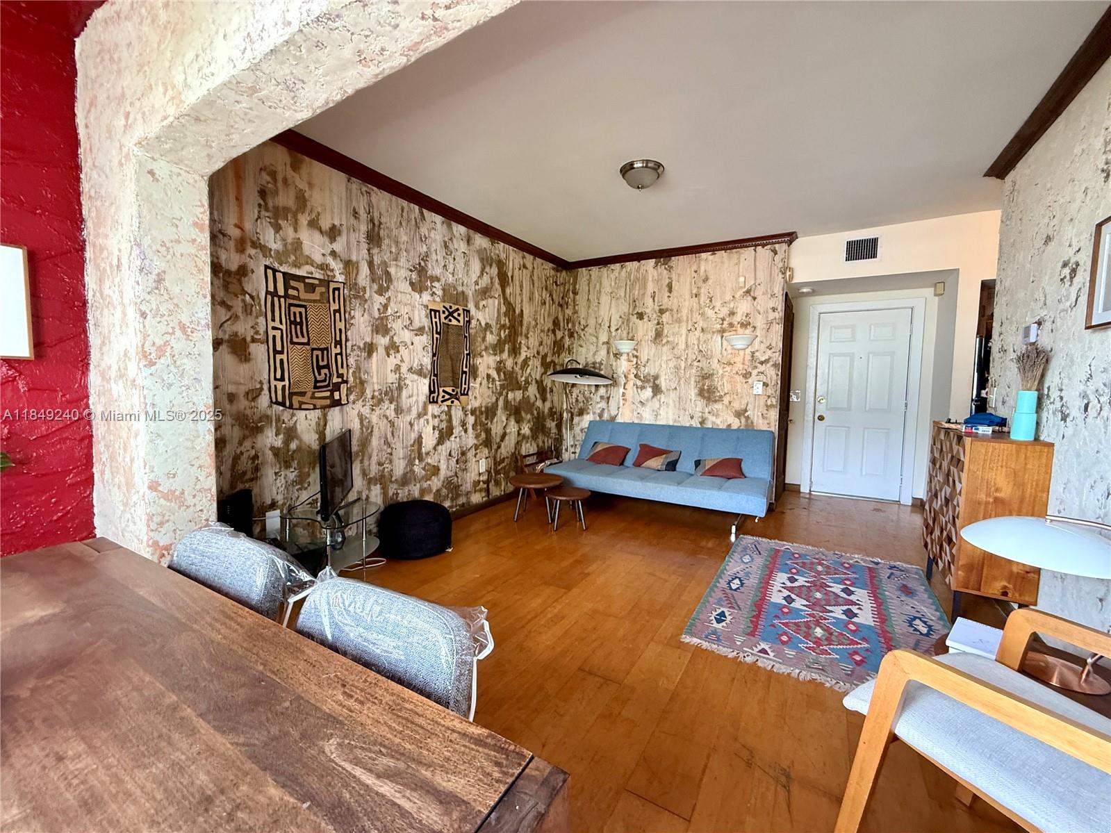 VENETIAN MANOR CONDO - Residential