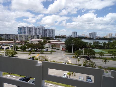 Tiny photo for 3000 Marcos Dr #P609, Aventura, FL 33160 (MLS # A12006293)
