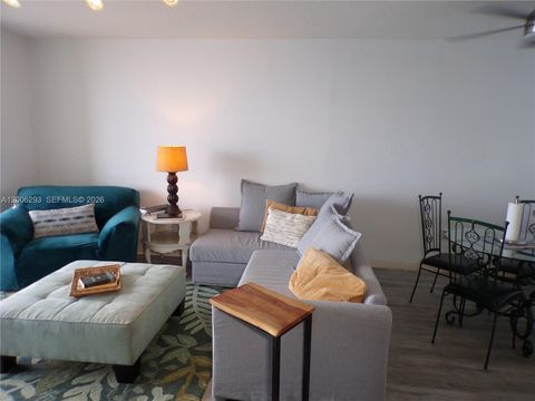 Tiny photo for 3000 Marcos Dr #P609, Aventura, FL 33160 (MLS # A12006293)