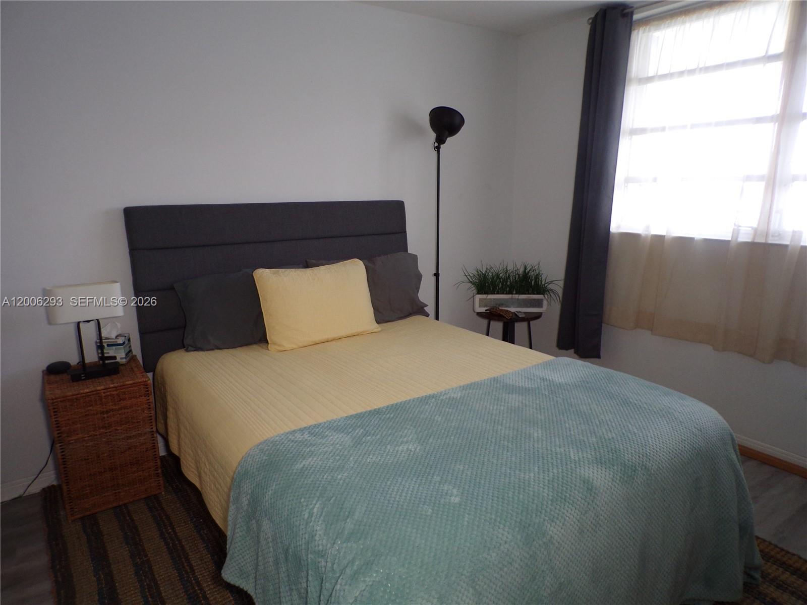 POINT EAST SEC 4 CONDO - Residential