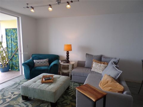 Tiny photo for 3000 Marcos Dr #P609, Aventura, FL 33160 (MLS # A12006293)