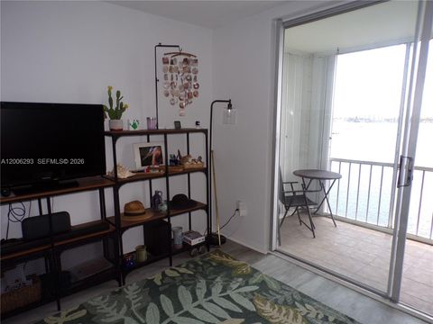 Tiny photo for 3000 Marcos Dr #P609, Aventura, FL 33160 (MLS # A12006293)