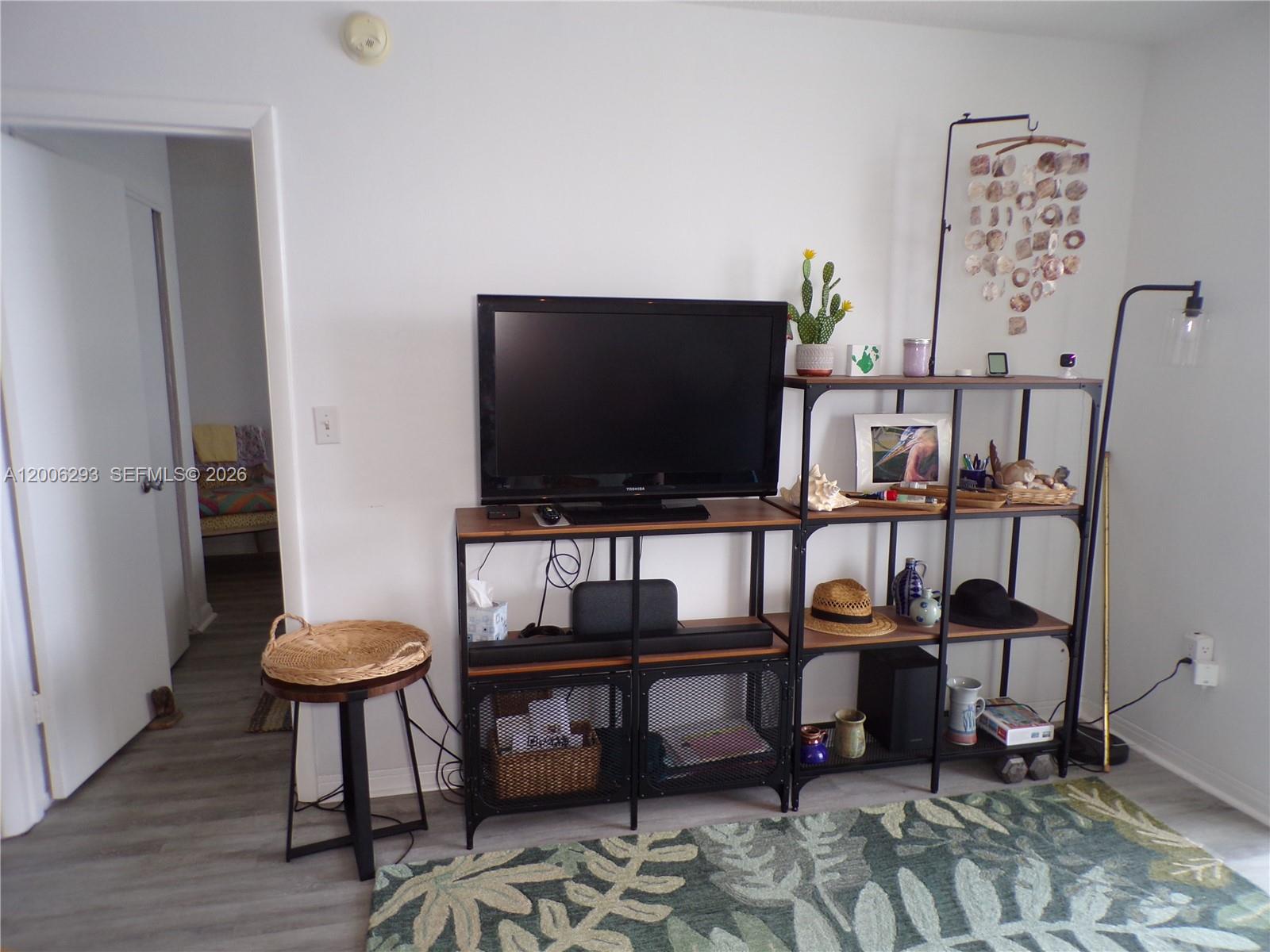 POINT EAST SEC 4 CONDO - Residential