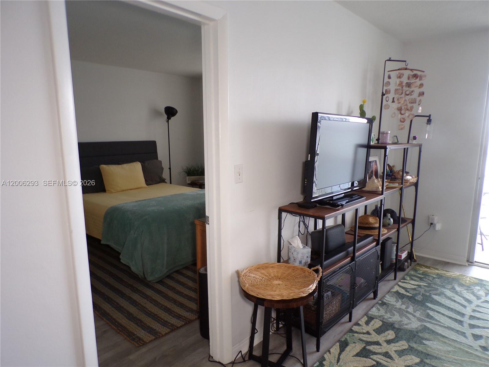 POINT EAST SEC 4 CONDO - Residential