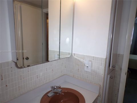 Tiny photo for 3000 Marcos Dr #P609, Aventura, FL 33160 (MLS # A12006293)