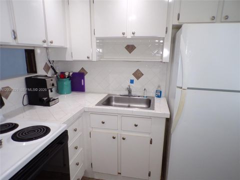 Tiny photo for 3000 Marcos Dr #P609, Aventura, FL 33160 (MLS # A12006293)