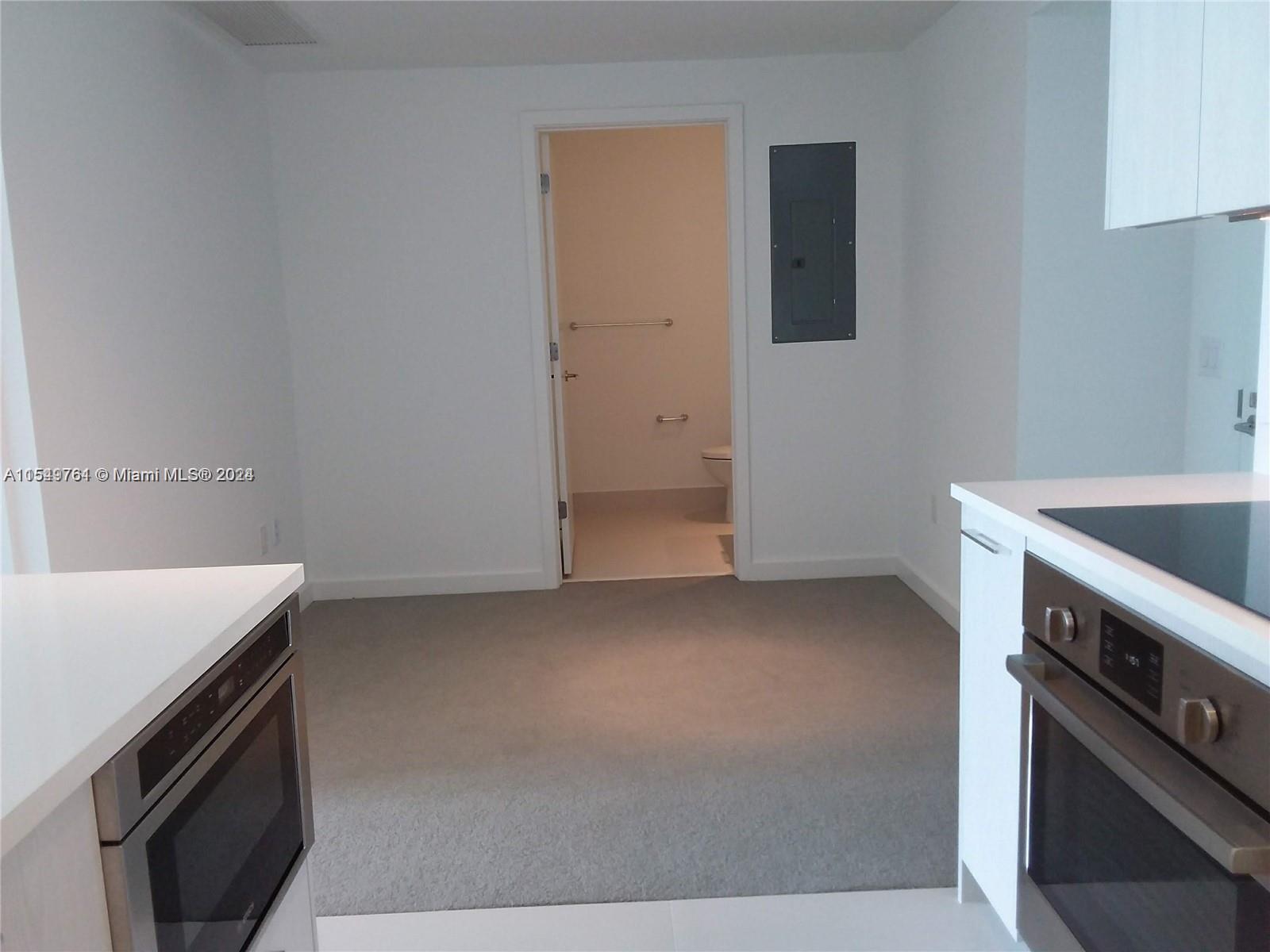 PARAISO BAYVIEWS CONDO - Residential