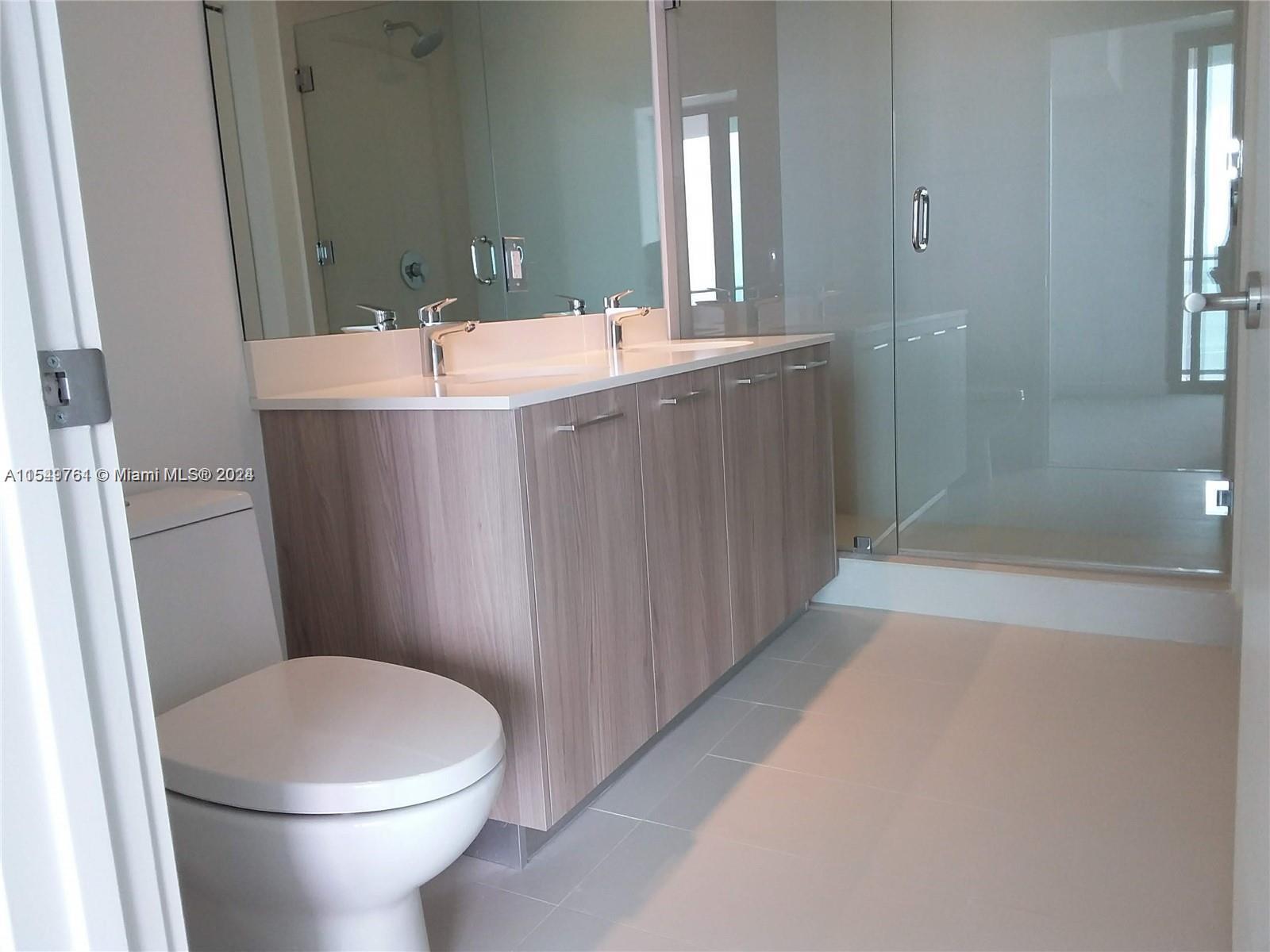 PARAISO BAYVIEWS CONDO - Residential