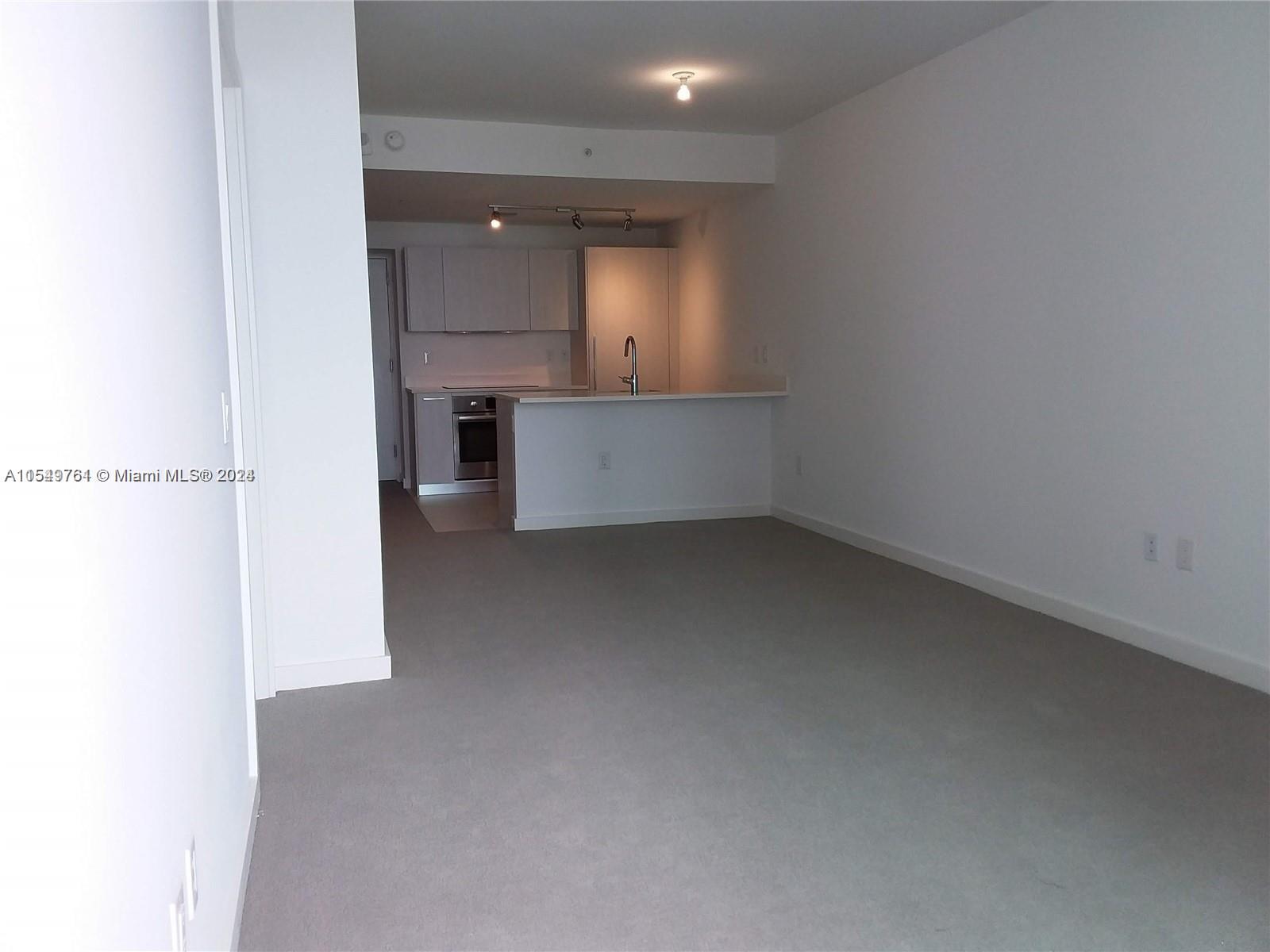 PARAISO BAYVIEWS CONDO - Residential