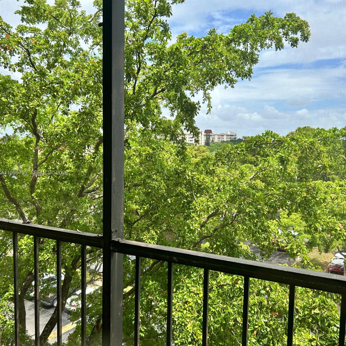 CONDOMINIUM 6 OF ENVIRON - Residential