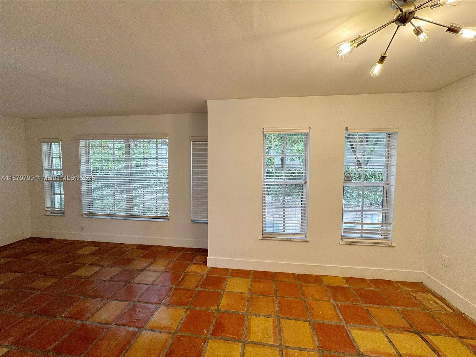 PENT HOMESTEAD - Residential Lease