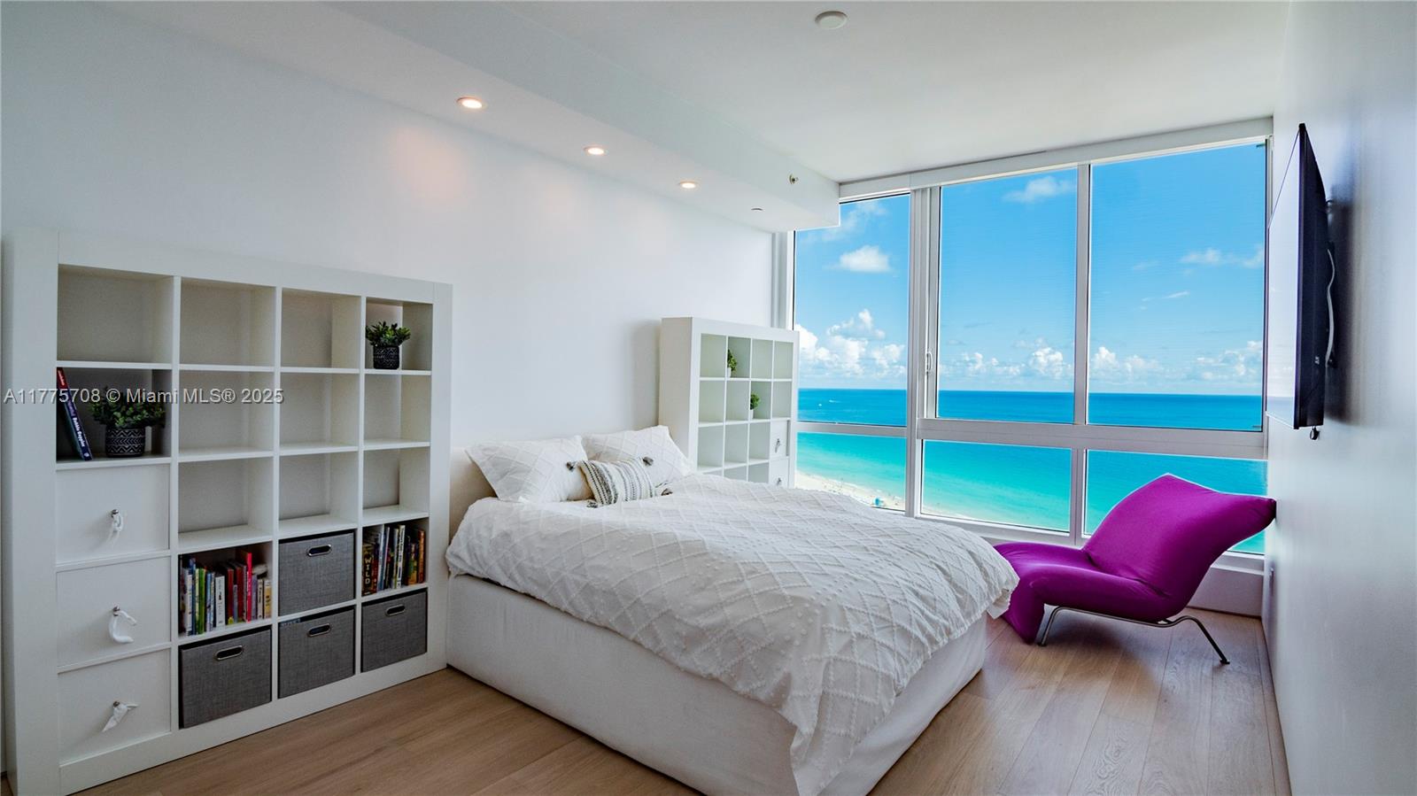 Continuum South Tower - Residential