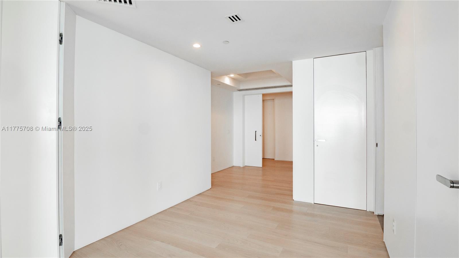 Continuum South Tower - Residential