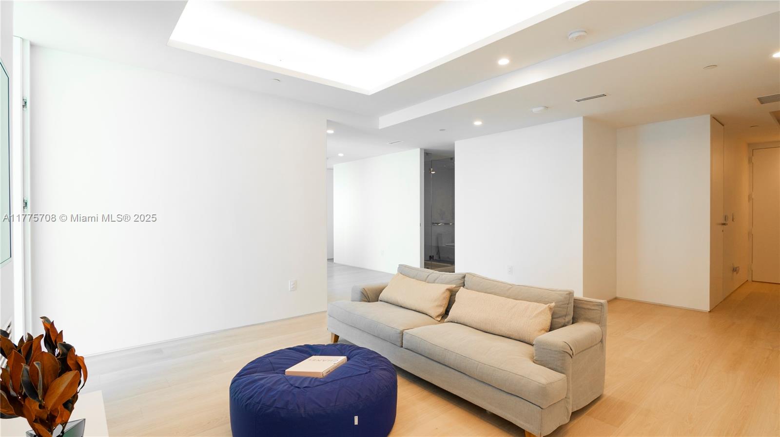 Continuum South Tower - Residential