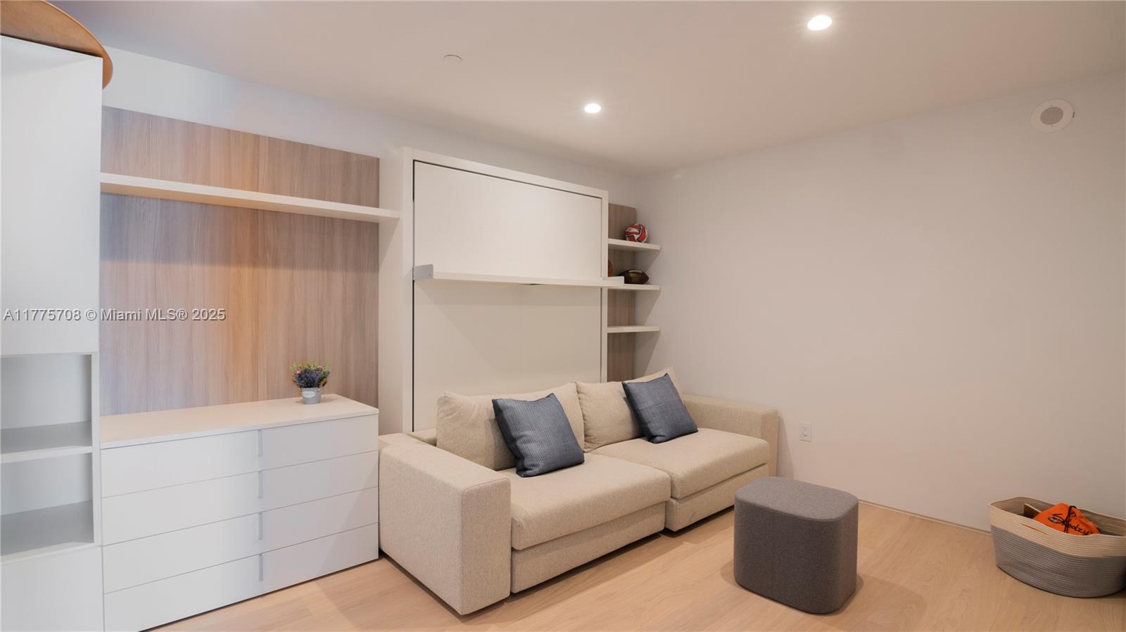 Continuum South Tower - Residential