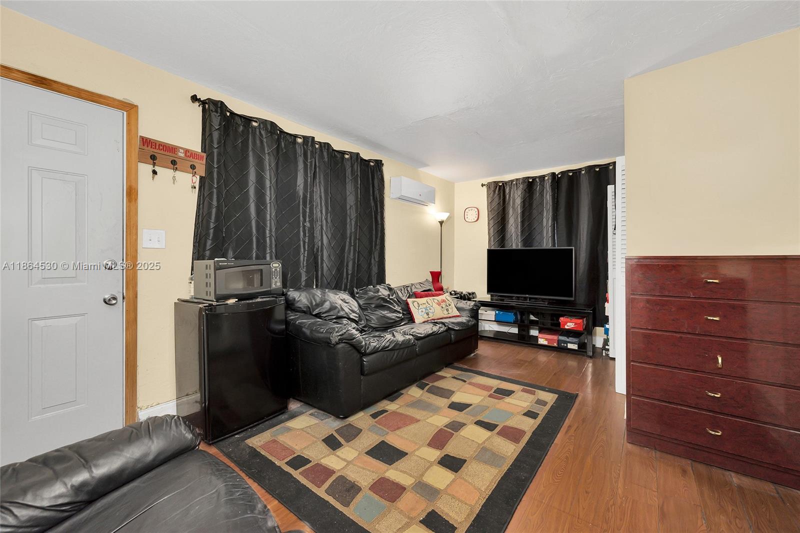 CRAVERO LAKE SHORE EST 2N - Residential