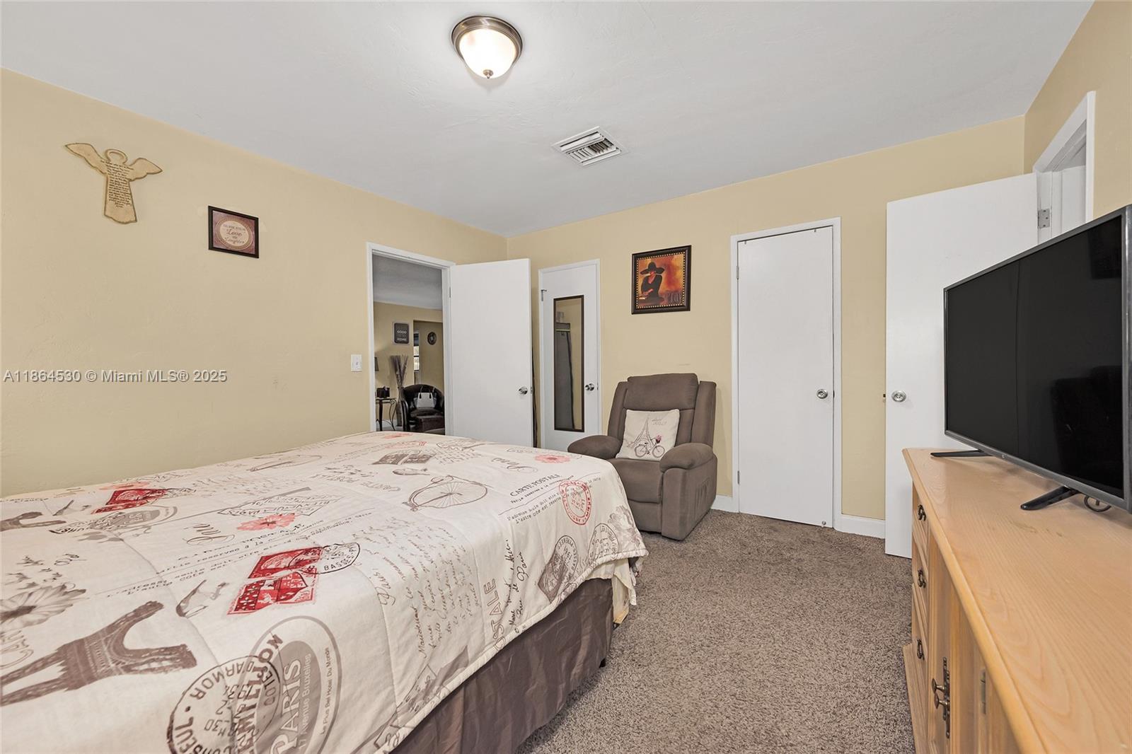 CRAVERO LAKE SHORE EST 2N - Residential