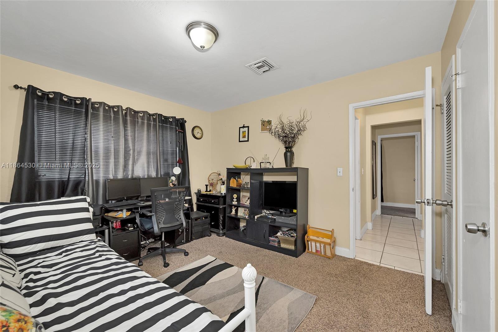 CRAVERO LAKE SHORE EST 2N - Residential