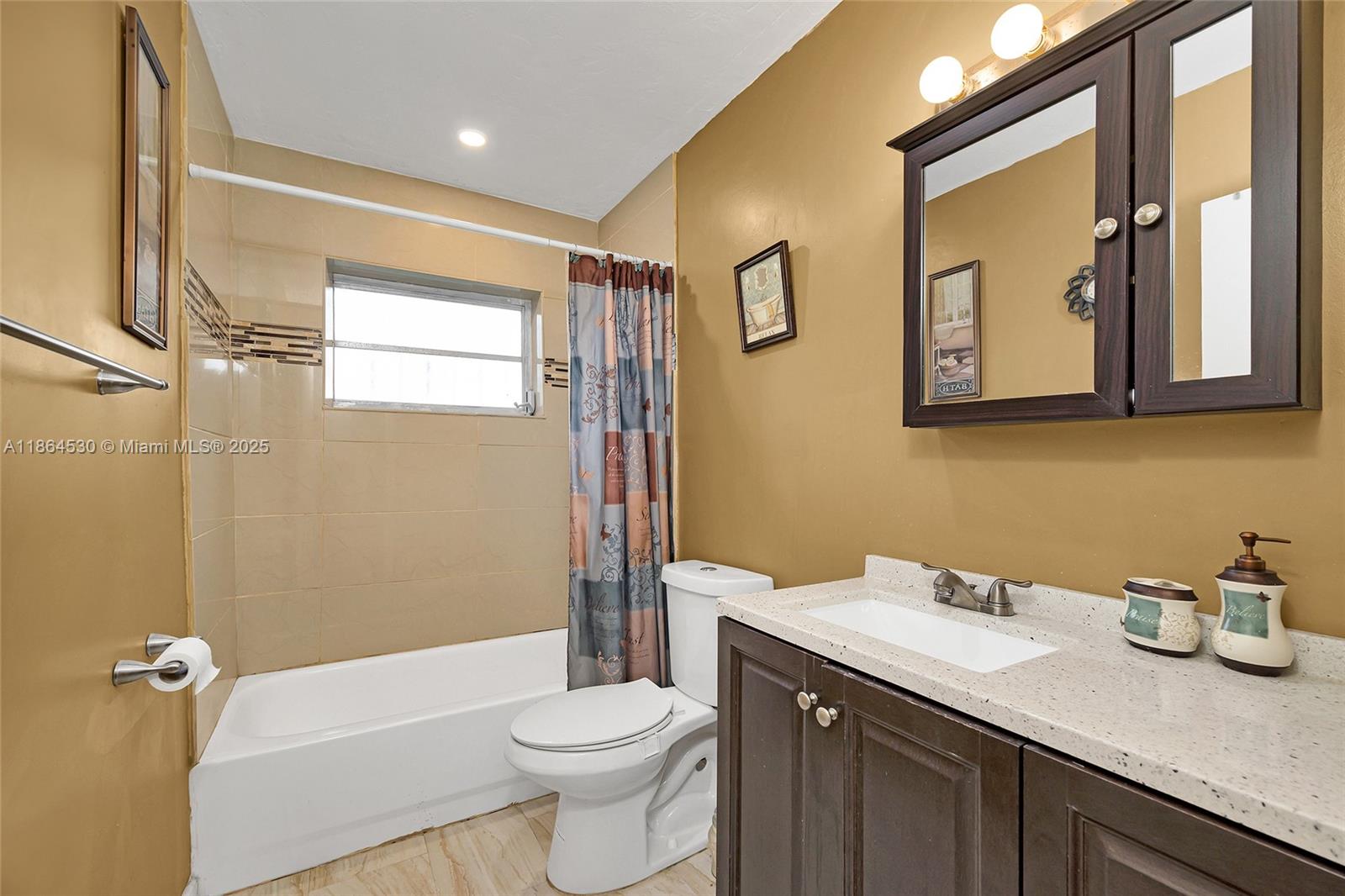 CRAVERO LAKE SHORE EST 2N - Residential