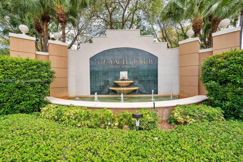 THE YACHT CLUB AT AVENTURA - Residential Lease