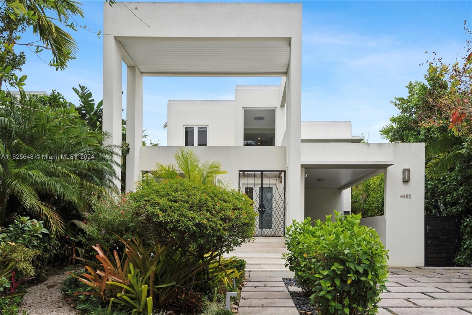 View Miami Beach, FL 33140 house