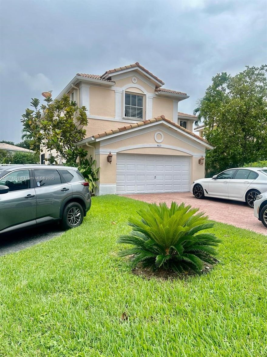 GOLDVUE at Doral is an enchanting family community with 4 bedrooms, 3/1/2 bathrooms. REJOICE with an added privacy that comes with owning a corner property and a nice patio. Spacious primary bedroom with a cozy sitting area. OFFERING 24 hour guarded gate, security patrol, and community pool. CLOSE to Dowtown Doral, restaurants, shopping centers, easy access to main highways and airport and more to ENJOY.
CALL OR TEXT LISTING AGENTS!!! 24 Hour Notice