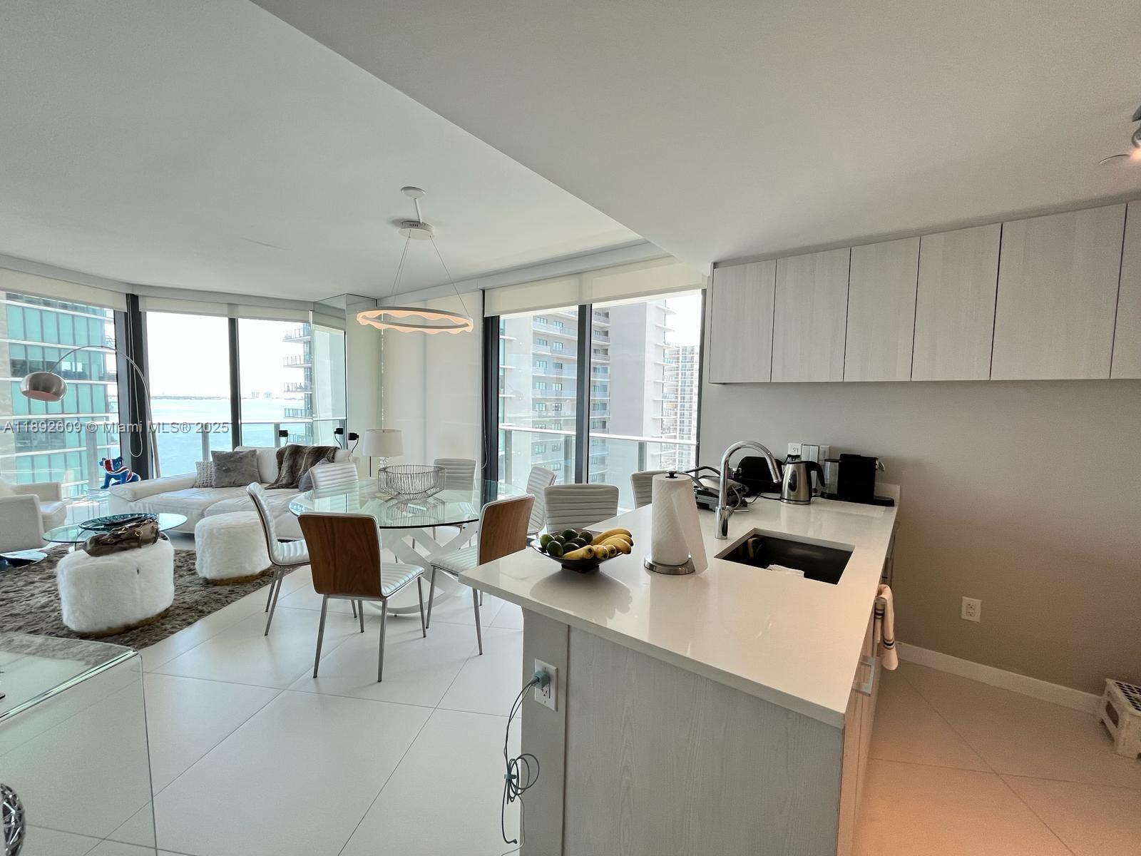 PARAISO BAYVIEWS CONDO - Residential Lease