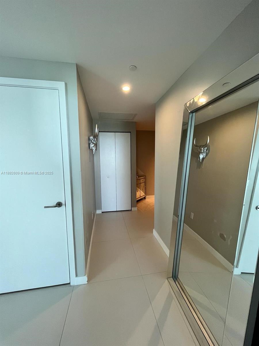 PARAISO BAYVIEWS CONDO - Residential Lease