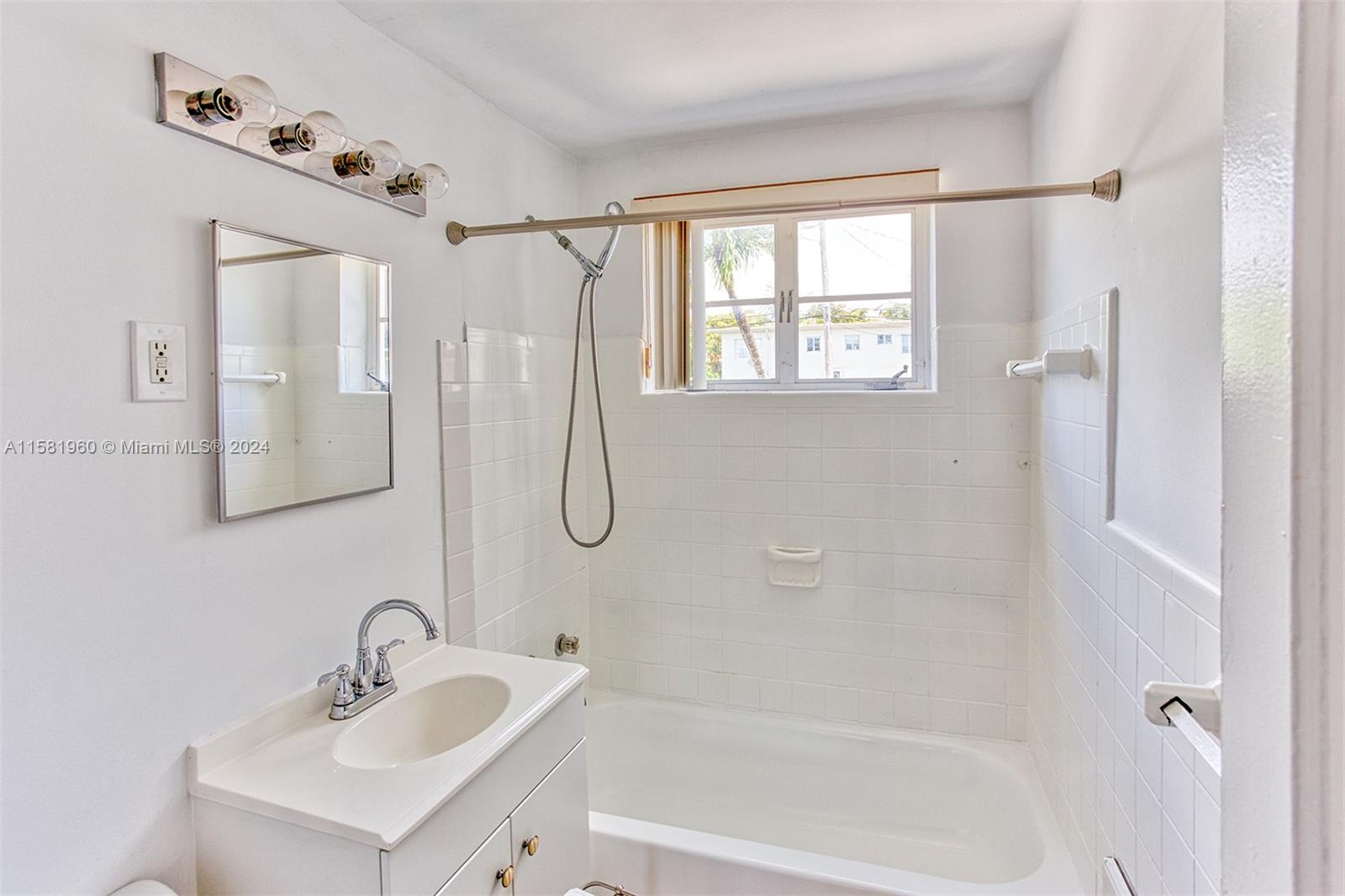 WINDS OF NOBE CONDO - Residential