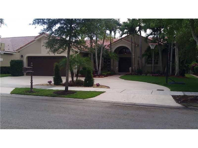 VERONA LAKE - Residential