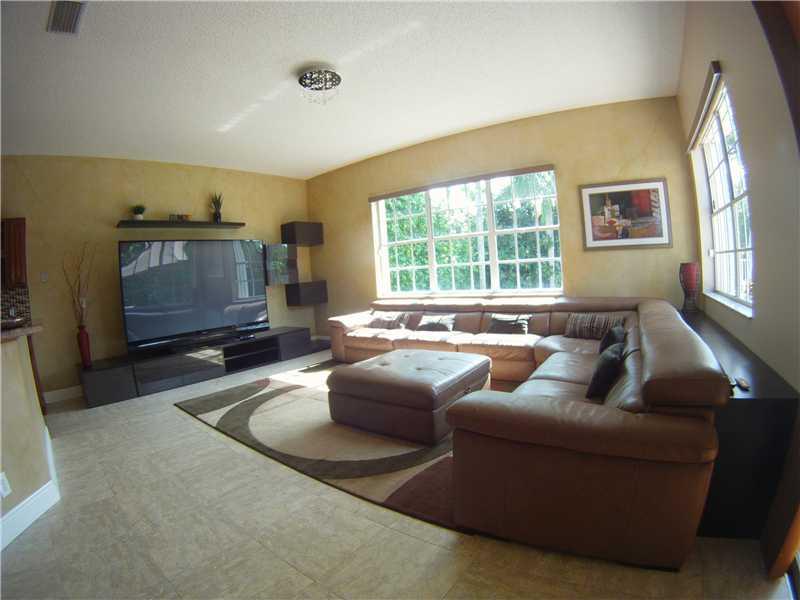 VERONA LAKE - Residential