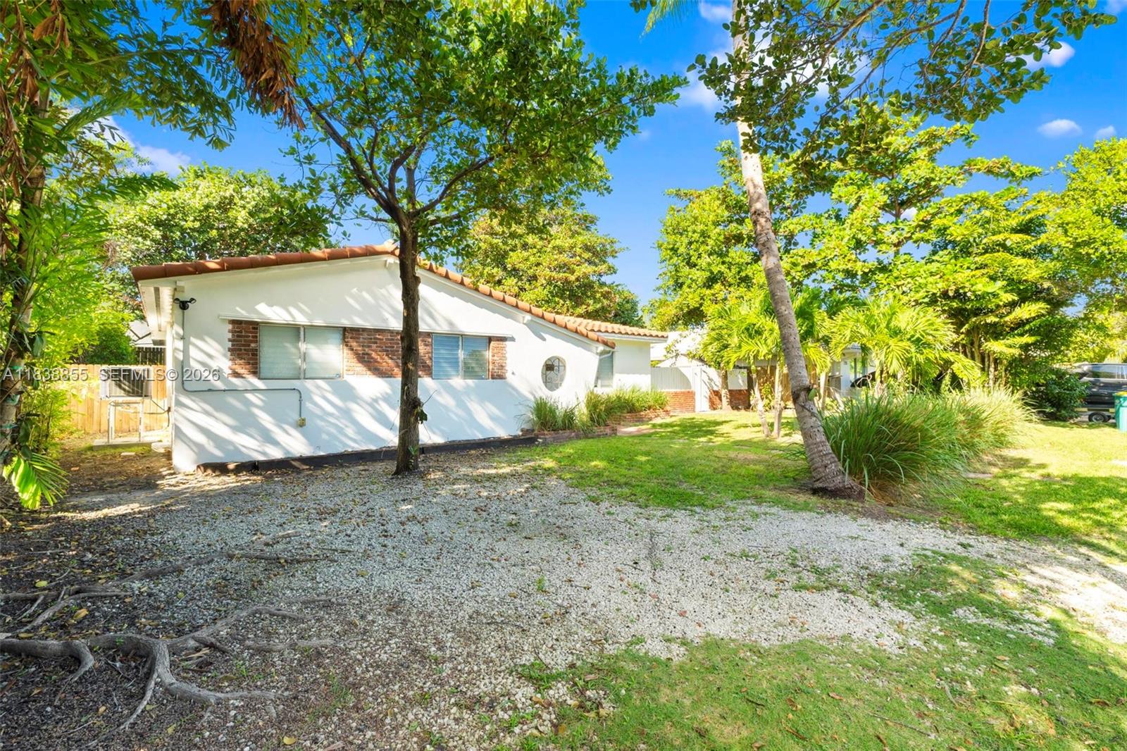 BISCAYNE KEY ESTATES - Residential