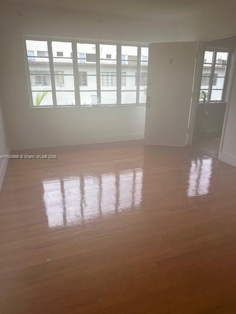 985 Bay Dr 3