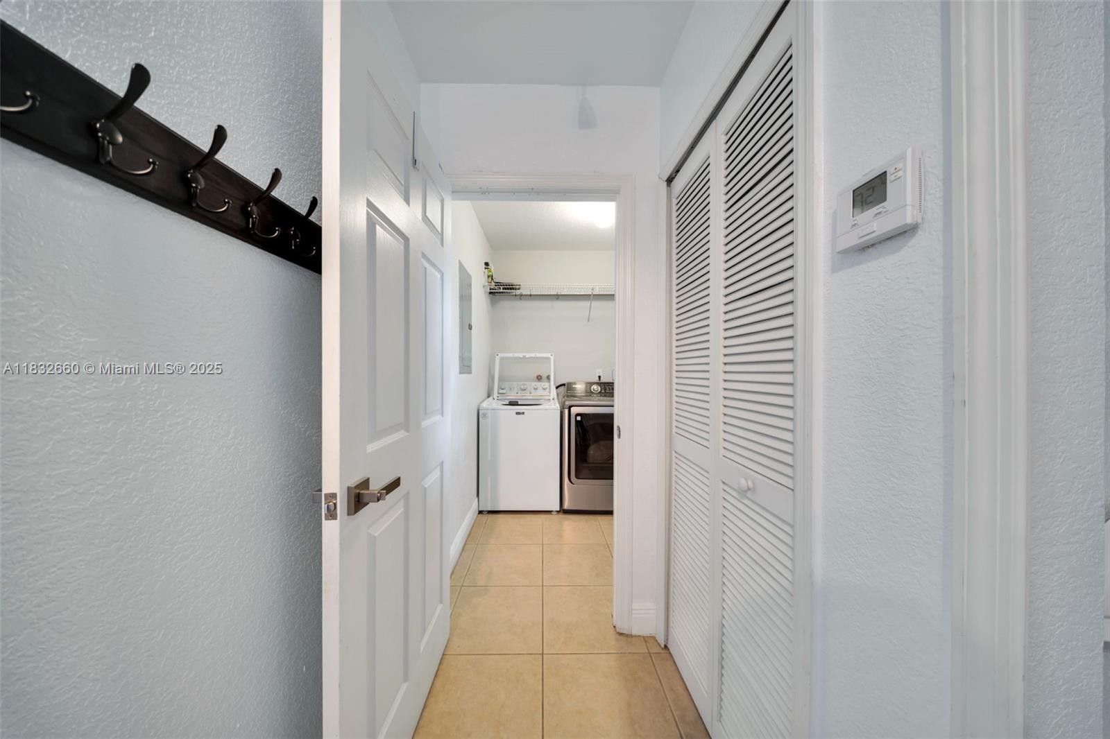 SOUTH BAY ESTATES - Residential