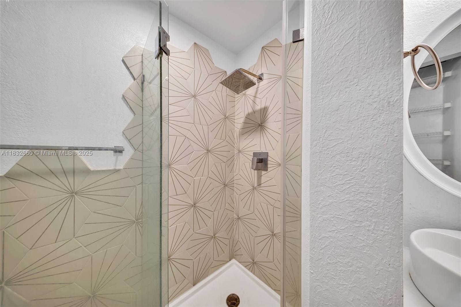 SOUTH BAY ESTATES - Residential