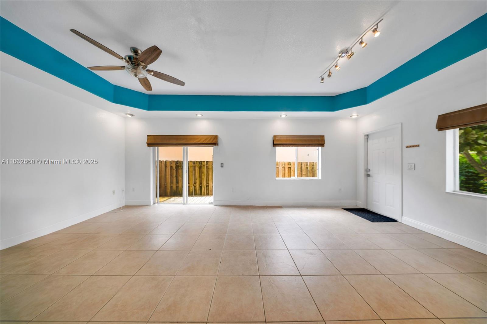 SOUTH BAY ESTATES - Residential