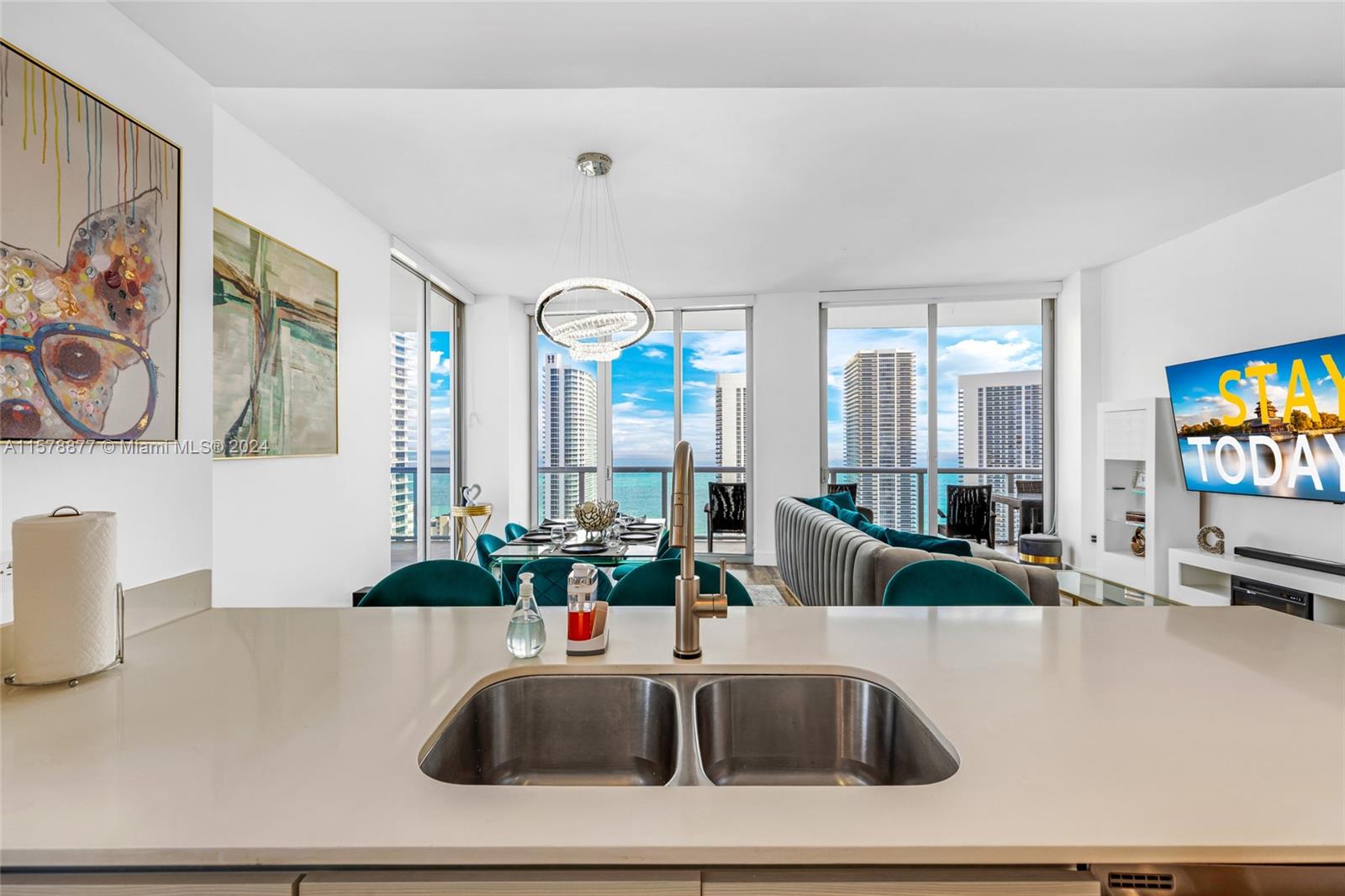 BEACHWALK CONDOMINIUM - Residential Lease