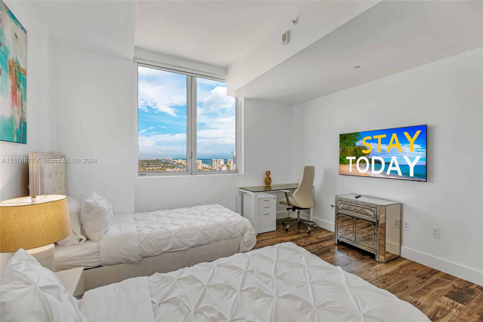 BEACHWALK CONDOMINIUM - Residential Lease