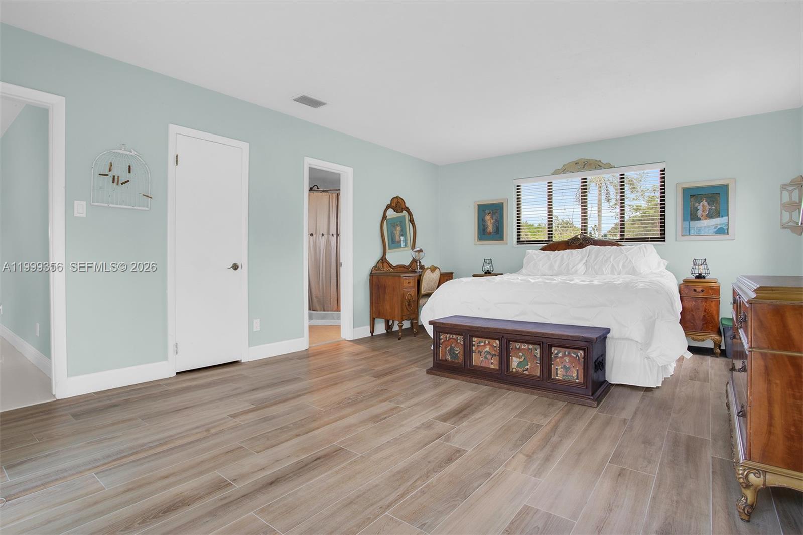 CHAMBERS LAND CO SUB SE1/ - Residential