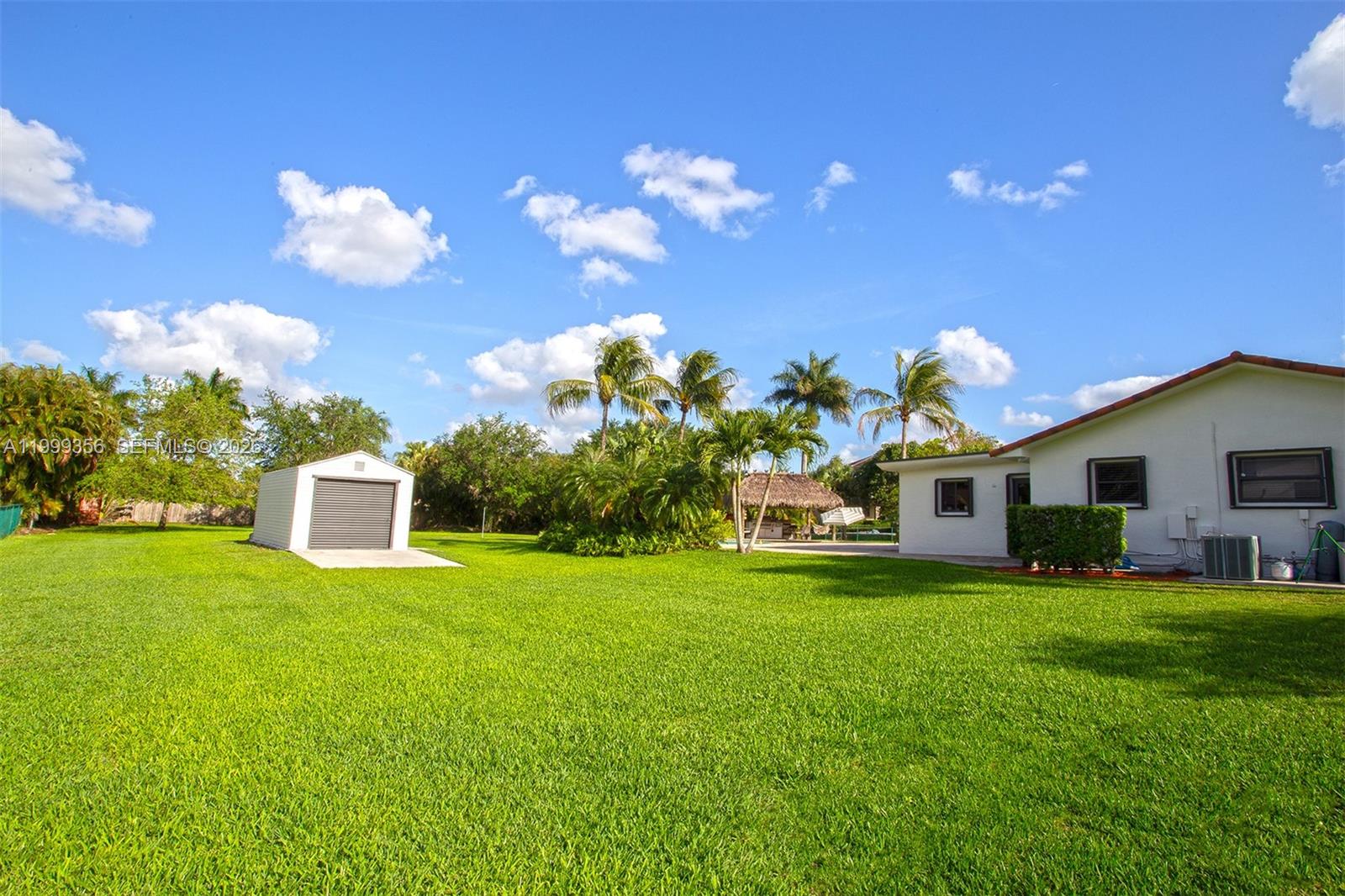 CHAMBERS LAND CO SUB SE1/ - Residential