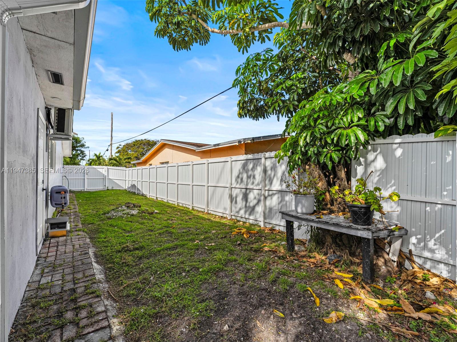 SUNRISE GOLF VILLAGE SEC - Residential