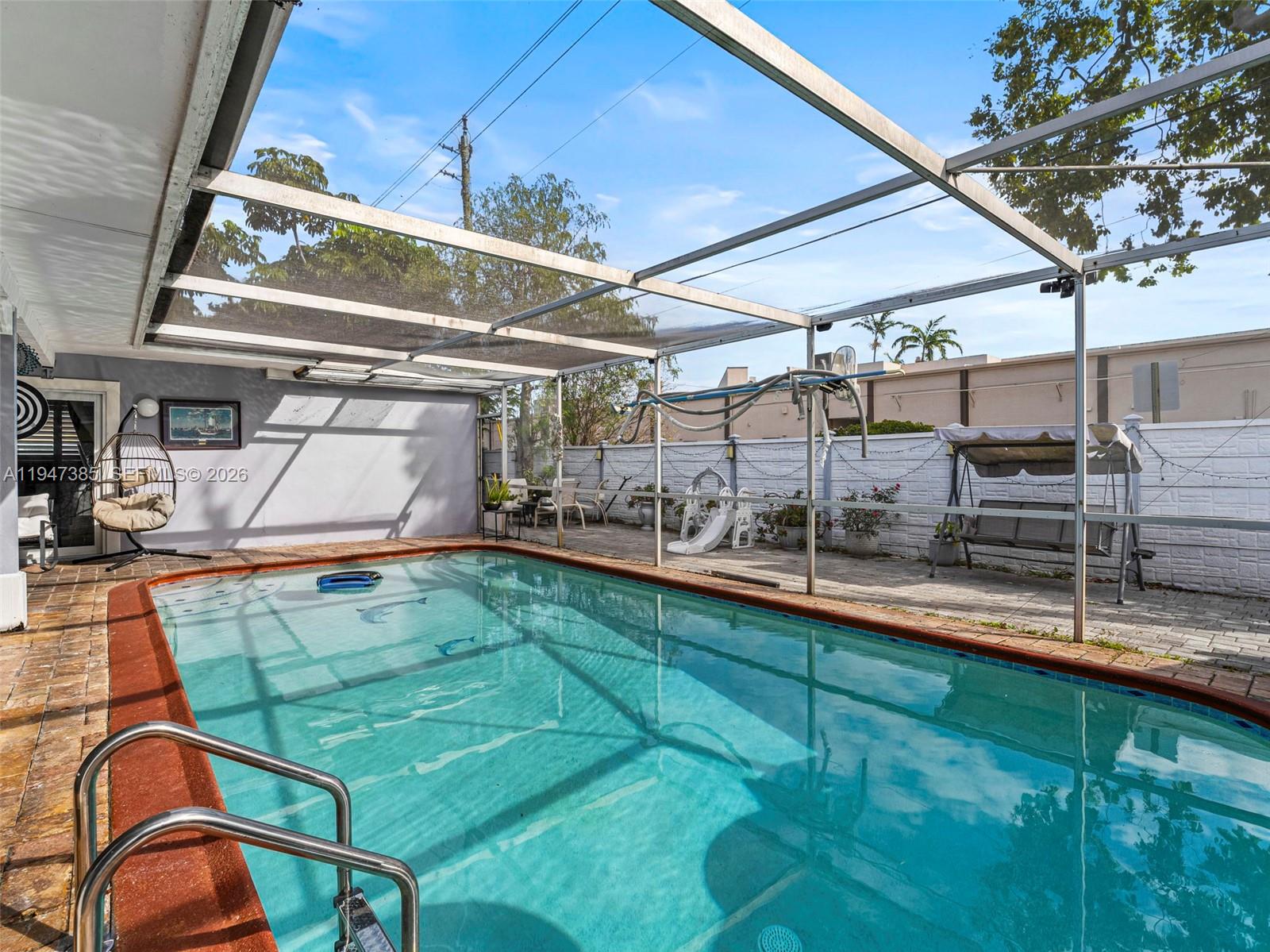 SUNRISE GOLF VILLAGE SEC - Residential