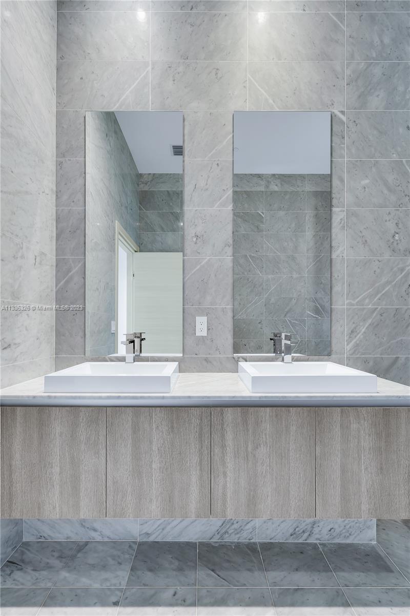 Brickell - Residential Lease