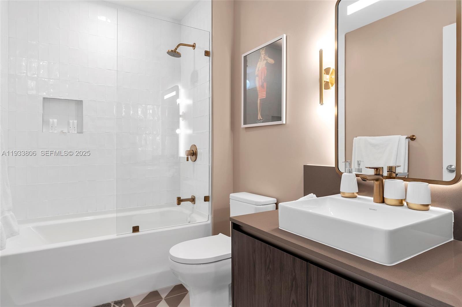 159 NE 6th Street Condo - Residential