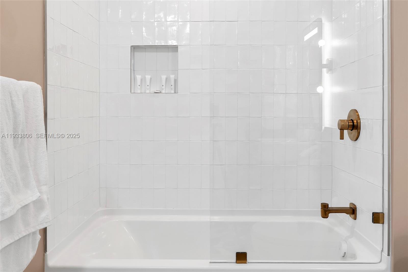 159 NE 6th Street Condo - Residential