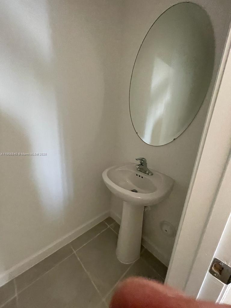 CEDER POINT - Residential